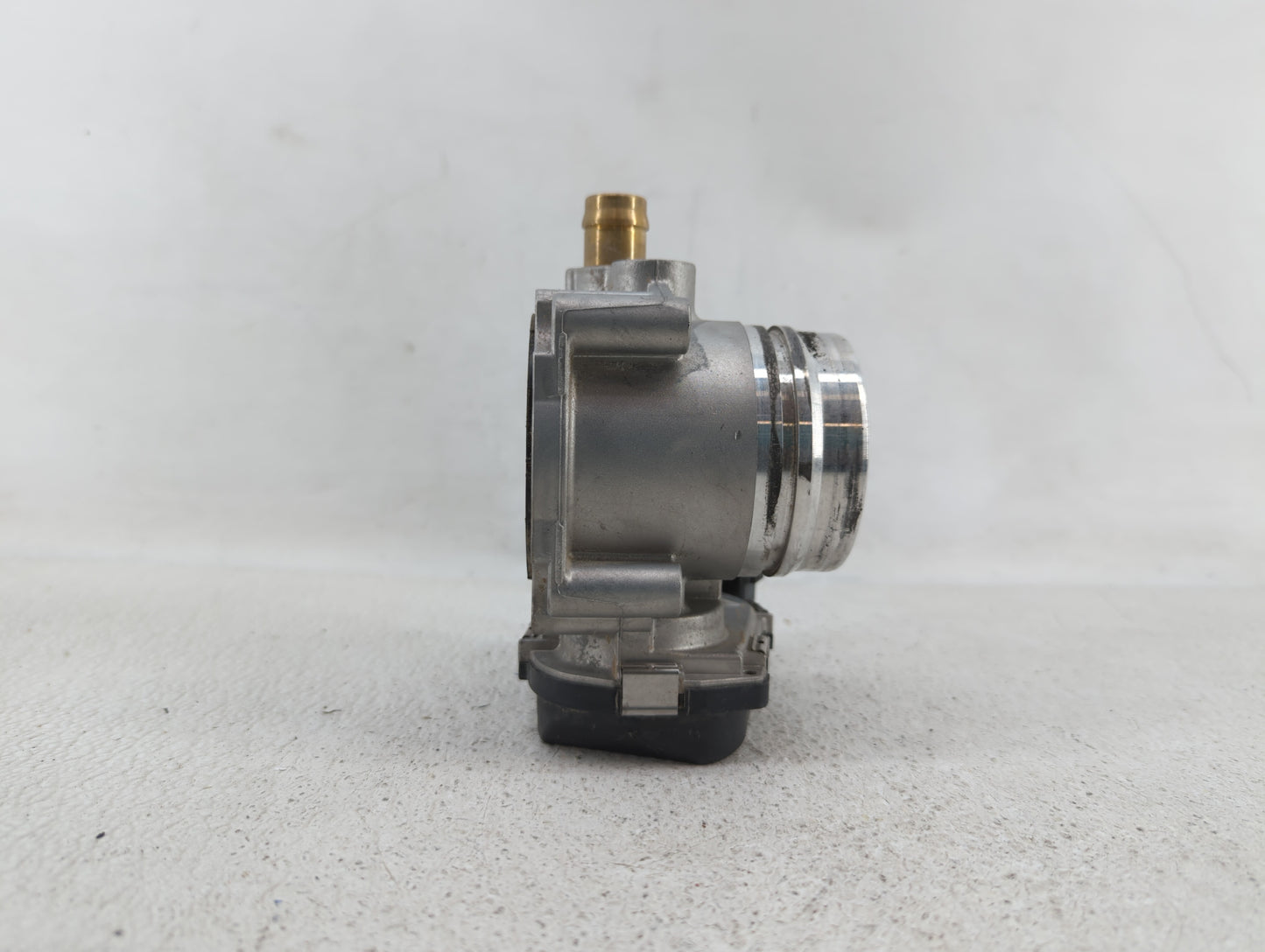 2012-2016 Bmw 328i Throttle Body P/N:A2C53355204 1354 7588625 Fits Fits 2012 2013 2014 2015 2016 2017 2018 OEM Used Auto Par