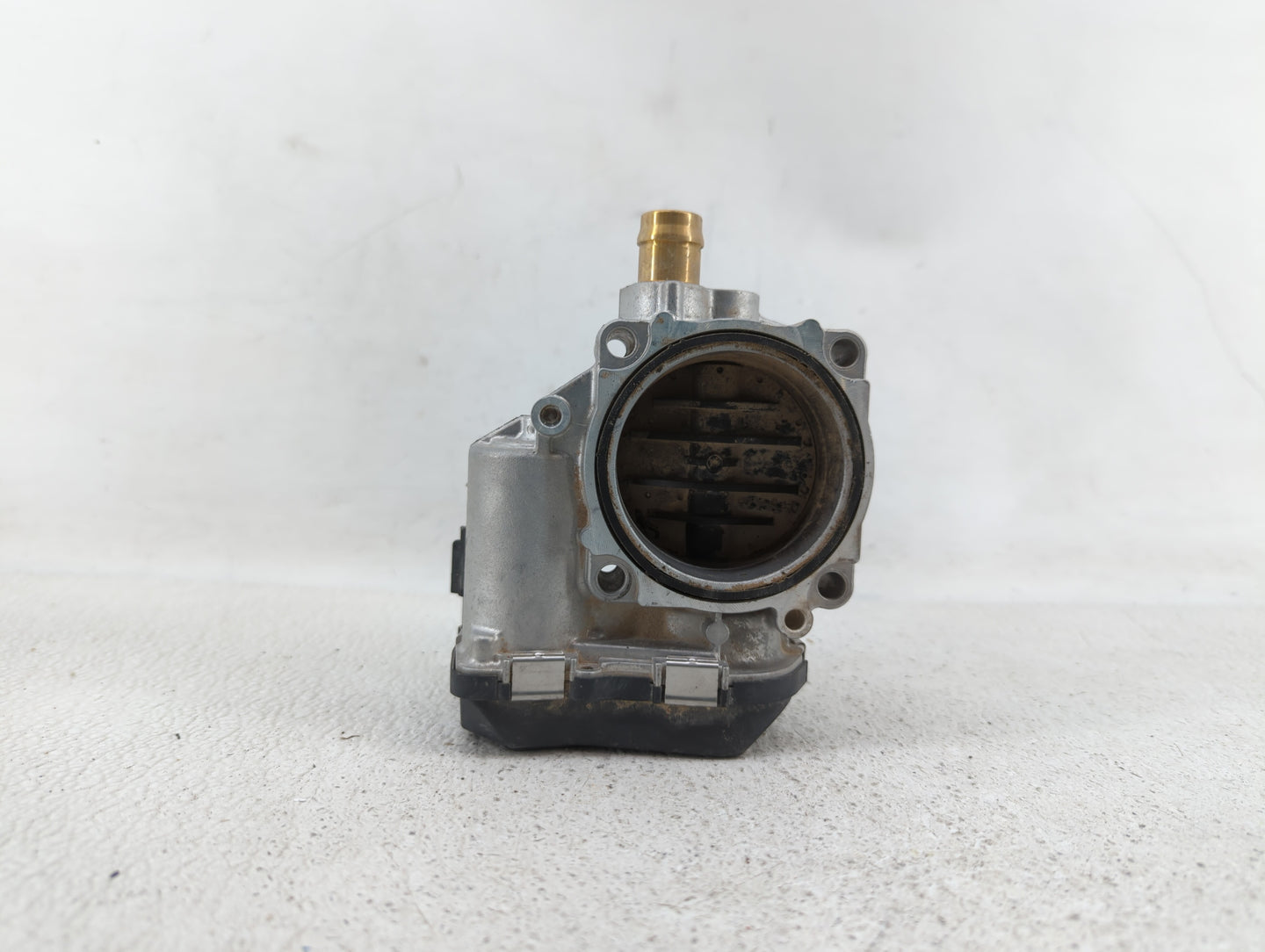 2012-2016 Bmw 328i Throttle Body P/N:A2C53355204 1354 7588625 Fits Fits 2012 2013 2014 2015 2016 2017 2018 OEM Used Auto Par