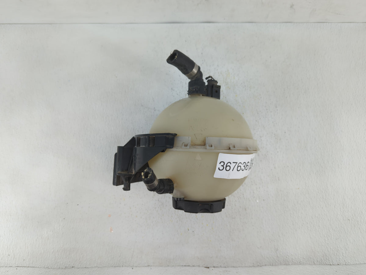 2012-2016 Bmw 328i Radiator Coolant Overflow Expansion Tank Bottle 367636 - Oemusedautoparts1.com