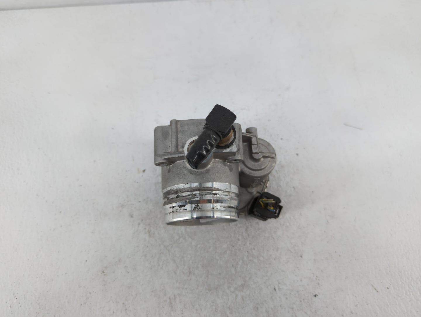 2012-2016 Bmw 328i Throttle Body P/N:1354 7588625 Fits Fits 2012 2013 2014 2015 2016 2017 2018 OEM Used Auto Parts - Oemused