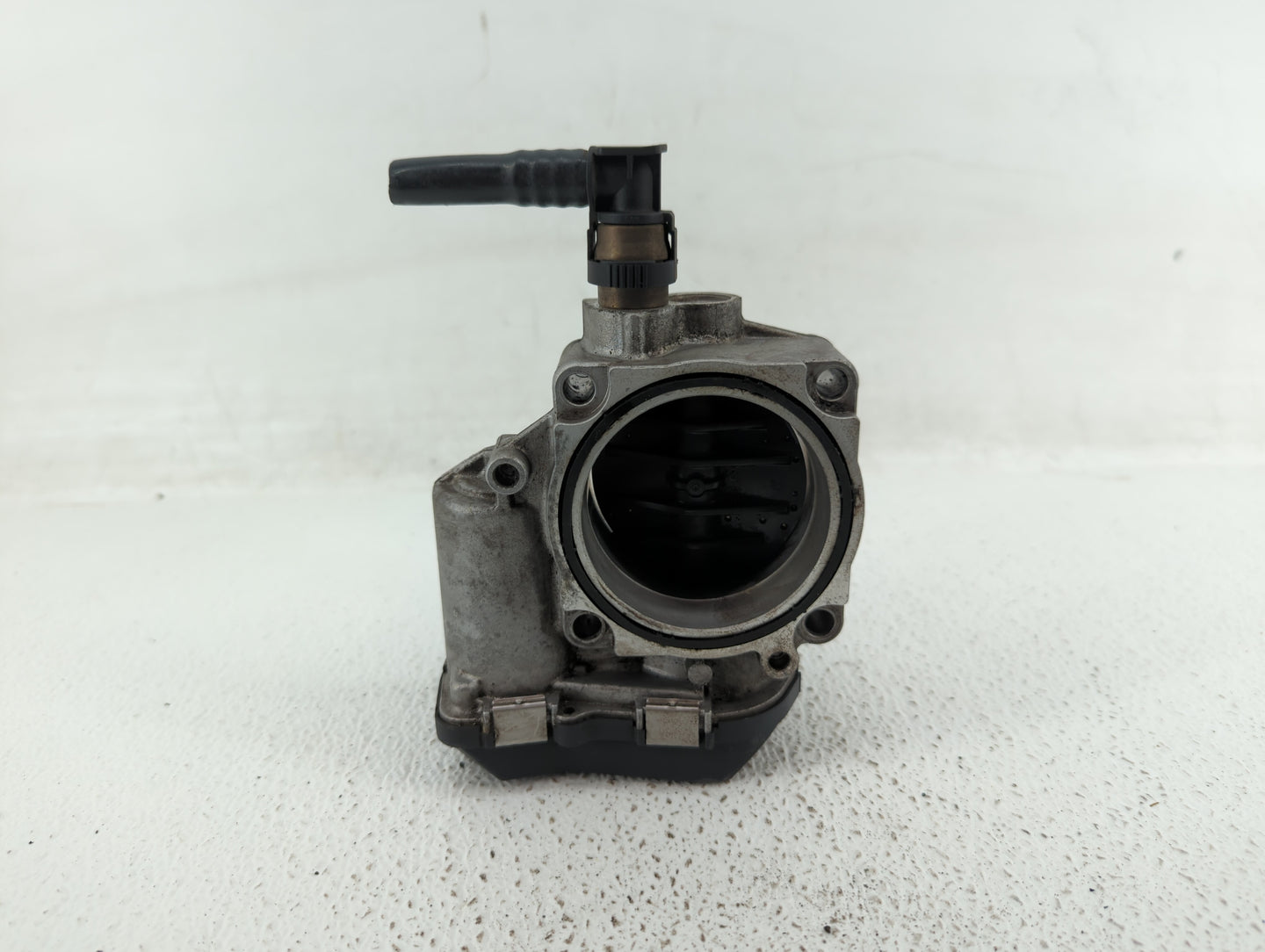2012-2016 Bmw 328i Throttle Body P/N:1354 7588625-04 1354 7588625-03 Fits Fits 2012 2013 2014 2015 2016 2017 2018 OEM Used A