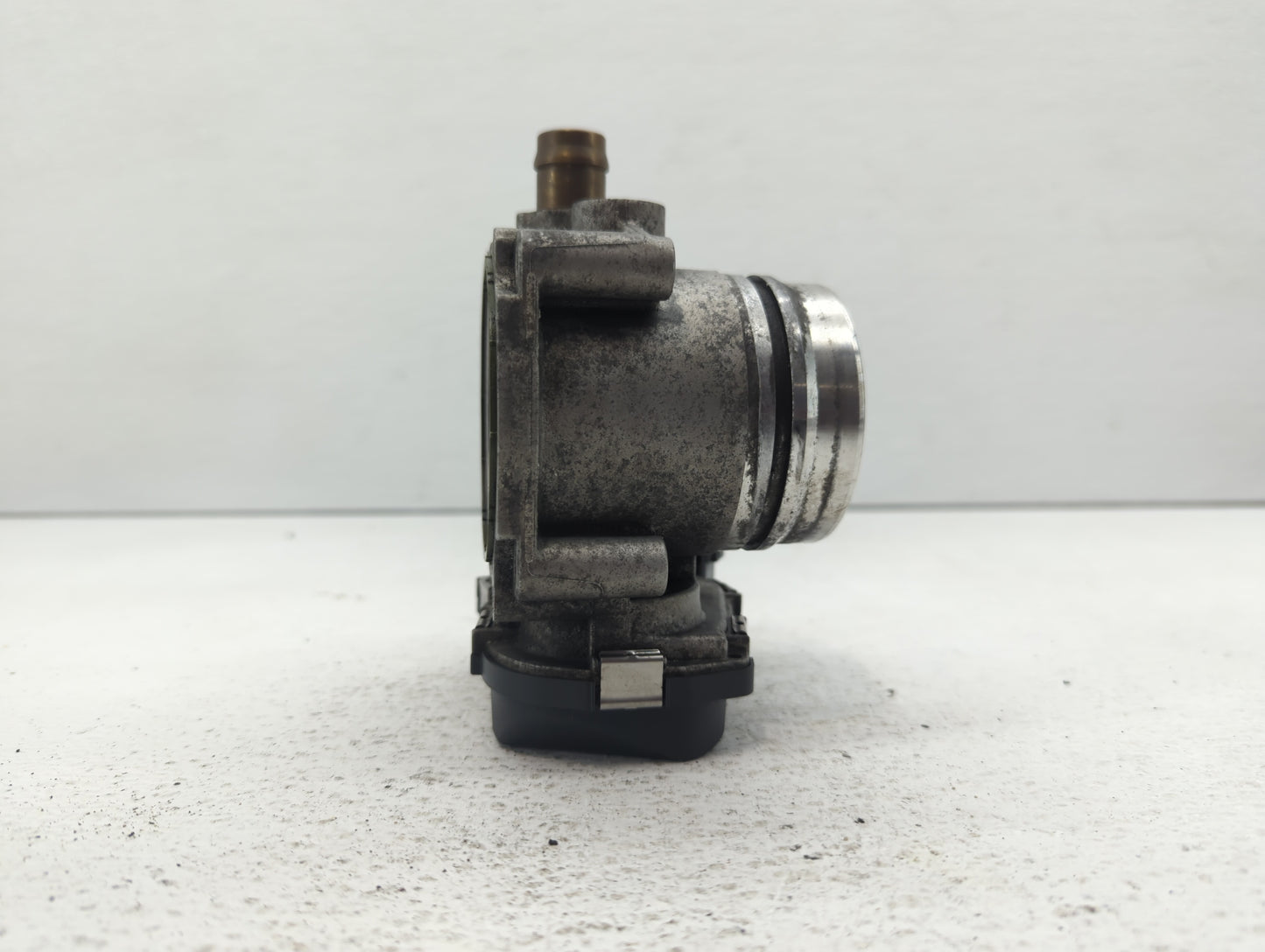 2012-2016 Bmw 328i Throttle Body P/N:1354 7588625-04 1354 7588625-03 Fits Fits 2012 2013 2014 2015 2016 2017 2018 OEM Used A