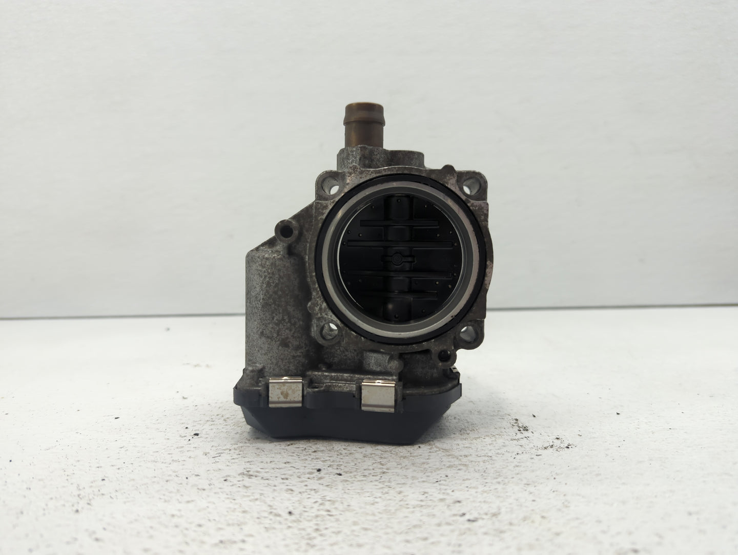 2012-2016 Bmw 328i Throttle Body P/N:1354 7588625-04 1354 7588625-03 Fits Fits 2012 2013 2014 2015 2016 2017 2018 OEM Used A