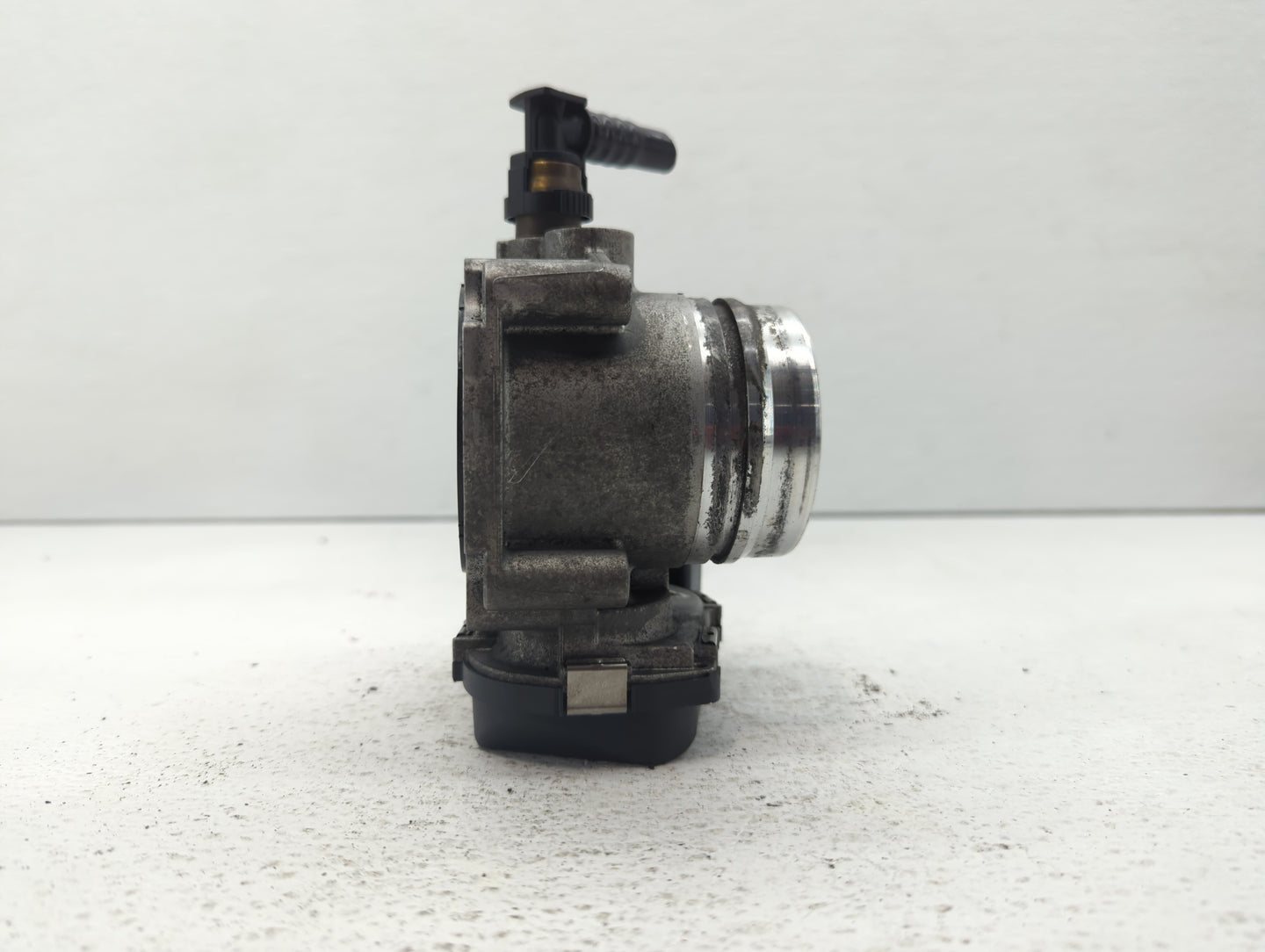 2012-2016 Bmw 328i Throttle Body P/N:1354 7588625-04 1354 7588625-03 Fits Fits 2012 2013 2014 2015 2016 2017 2018 OEM Used A