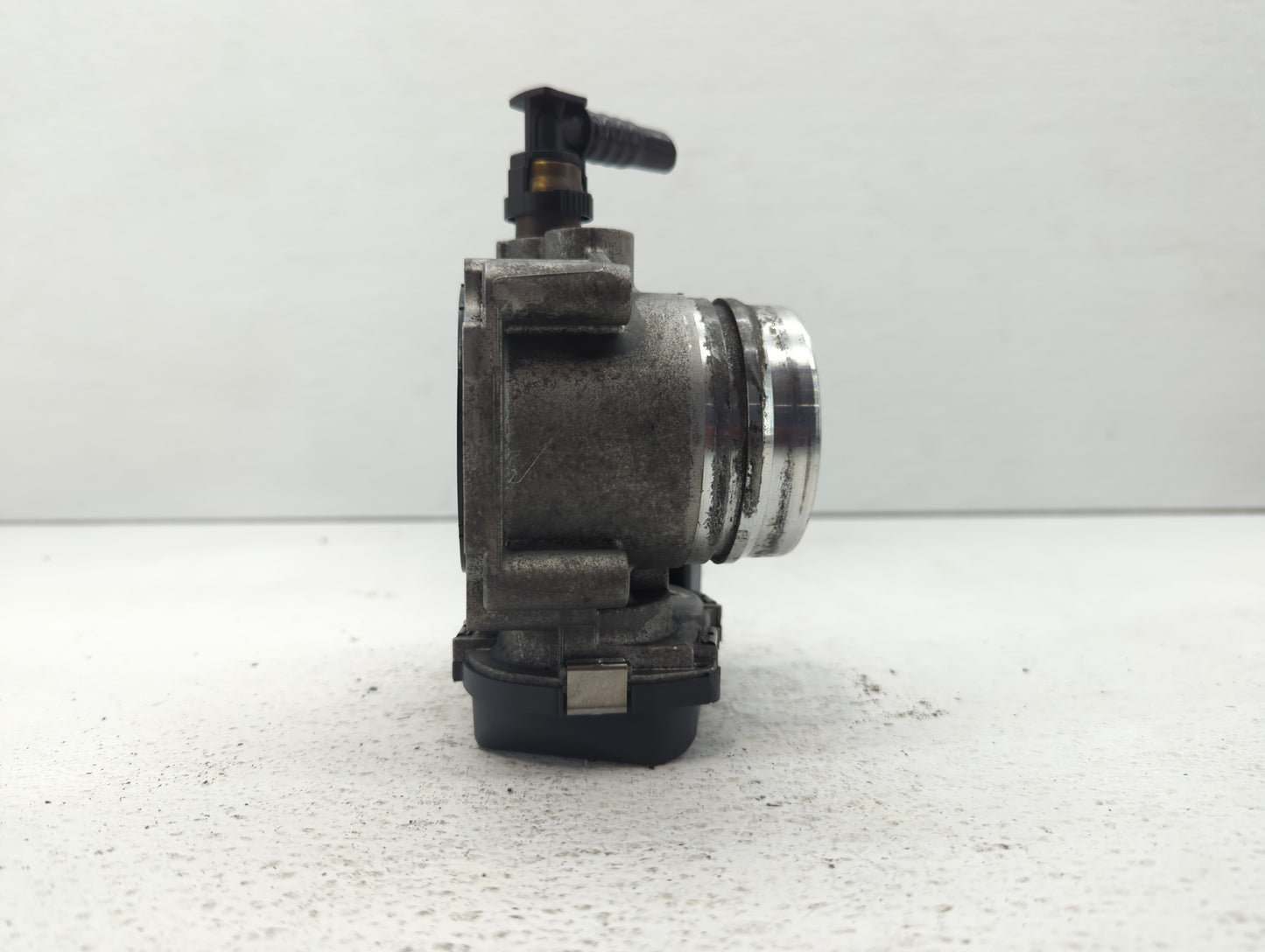 2012-2016 Bmw 328i Throttle Body P/N:1354 7588625-04 1354 7588625-03 Fits Fits 2012 2013 2014 2015 2016 2017 2018 OEM Used A