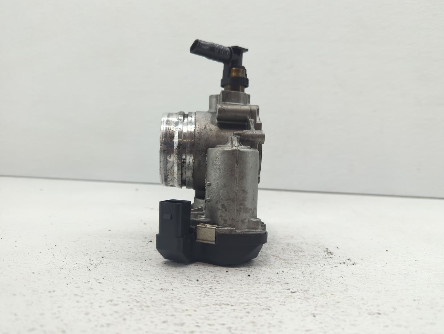 2012-2016 Bmw 328i Throttle Body P/N:1354 7588625-04 1354 7588625-03 Fits Fits 2012 2013 2014 2015 2016 2017 2018 OEM Used A