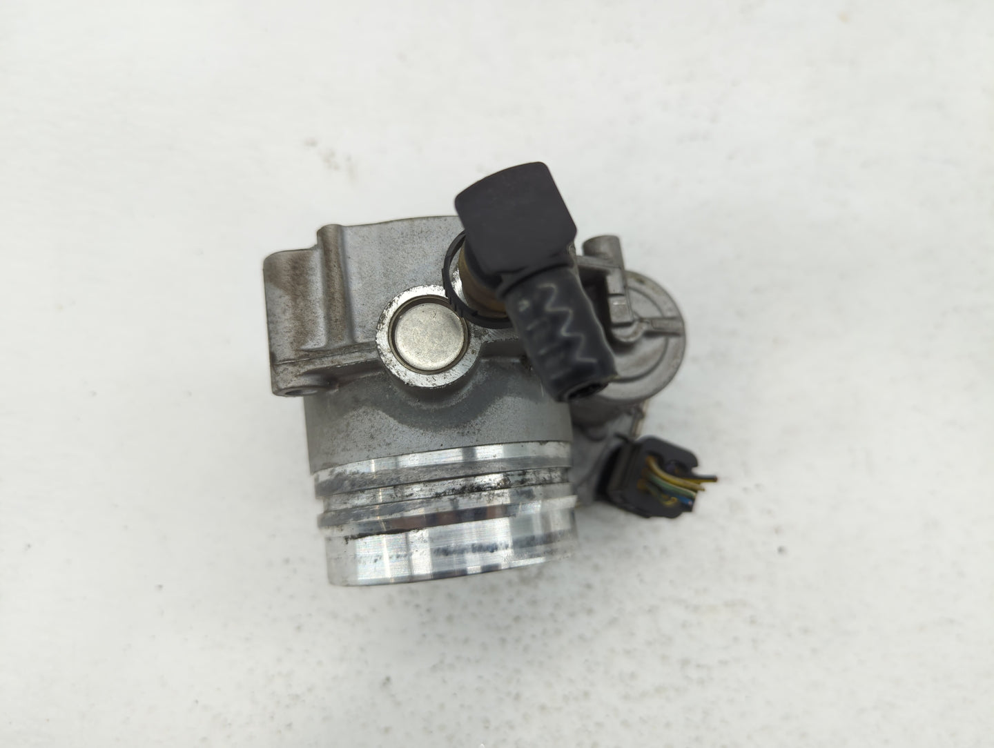 2012-2016 Bmw 328i Throttle Body P/N:1354 7588625-04 1354 7588625-03 Fits Fits 2012 2013 2014 2015 2016 2017 2018 OEM Used A