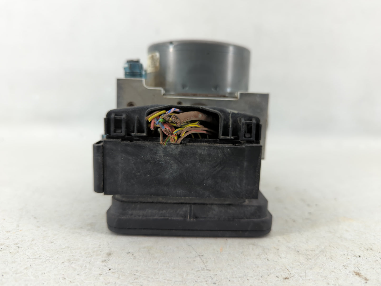 2014-2016 Bmw 328i ABS Pump Control Module Replacement P/N:3451-6875813-01 Fits Fits 2014 2015 2016 2017 2018 2019 2020 2021