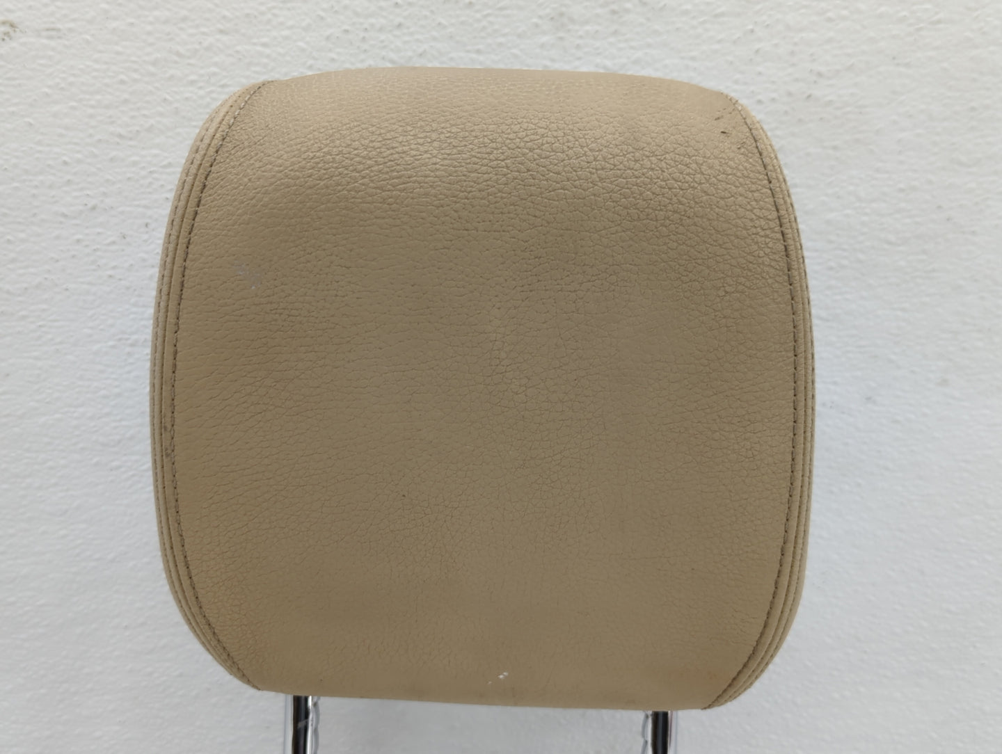2012-2015 Bmw 328i Headrest Head Rest Front Driver Passenger Seat Fits Fits 2012 2013 2014 2015 2016 2017 2018 2019 OEM Used