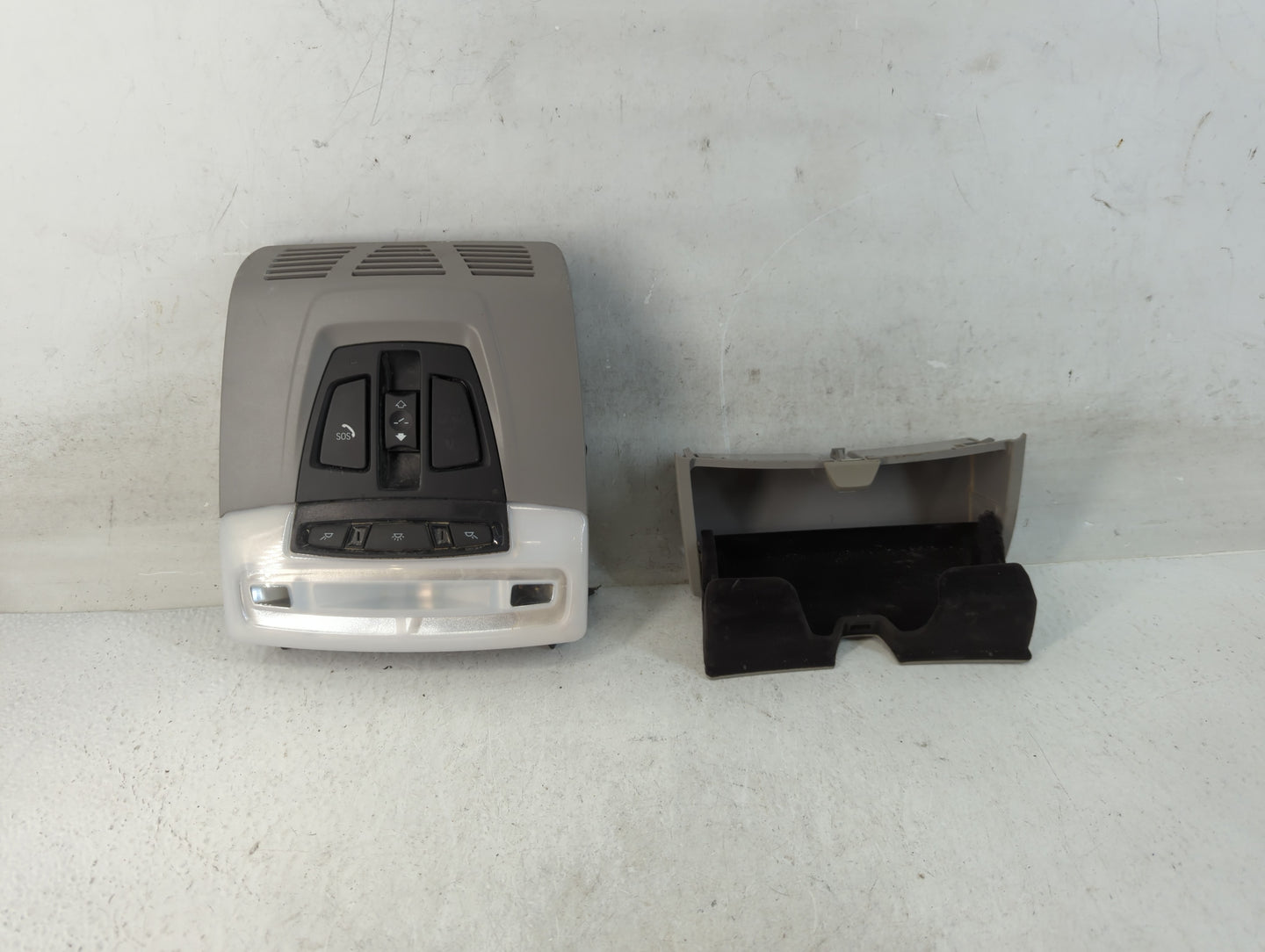 2015 Bmw 328i Overhead Roof Console - Oemusedautoparts1.com