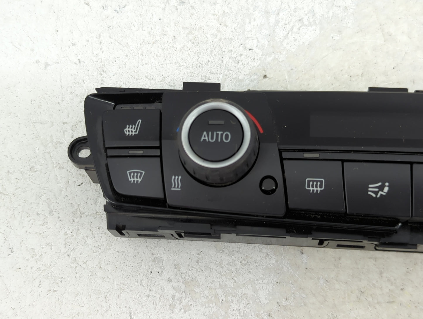 2014-2015 Bmw 335i Climate Control Module Temperature AC/Heater Replacement Fits Fits 2014 2015 OEM Used Auto Parts - Oemuse