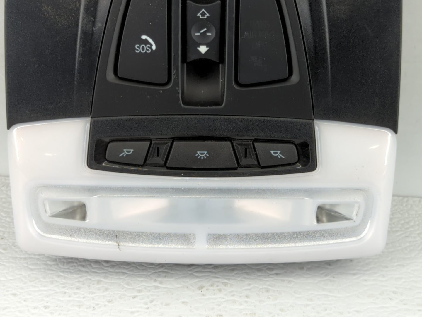 2012-2015 Bmw 335i Overhead Console W/rear Climate Control - Oemusedautoparts1.com