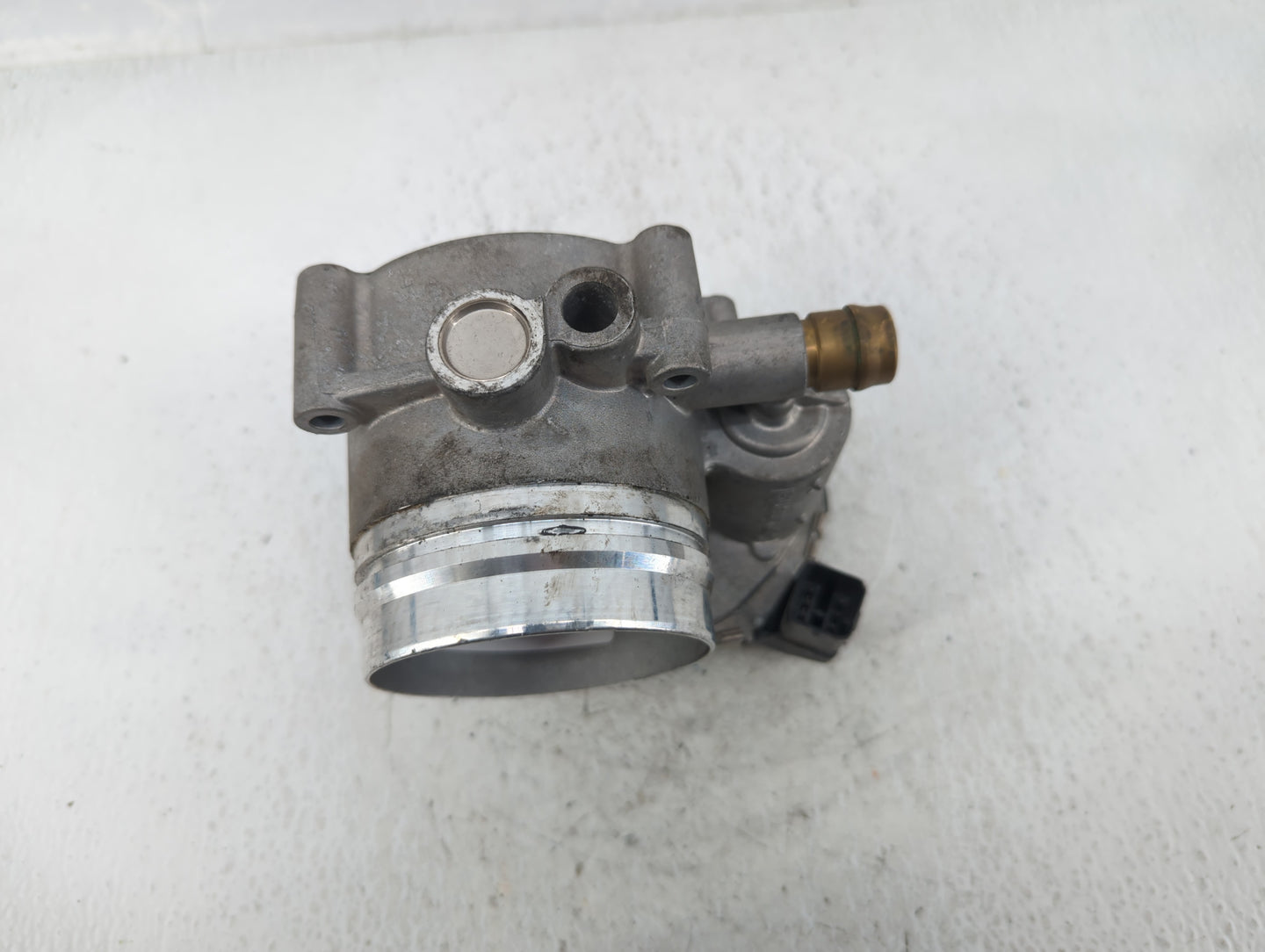 2011-2015 Bmw 335i Throttle Body P/N:1354 7597871-03 Fits Fits 2010 2011 2012 2013 2014 2015 2016 2017 2018 2019 2020 OEM Us