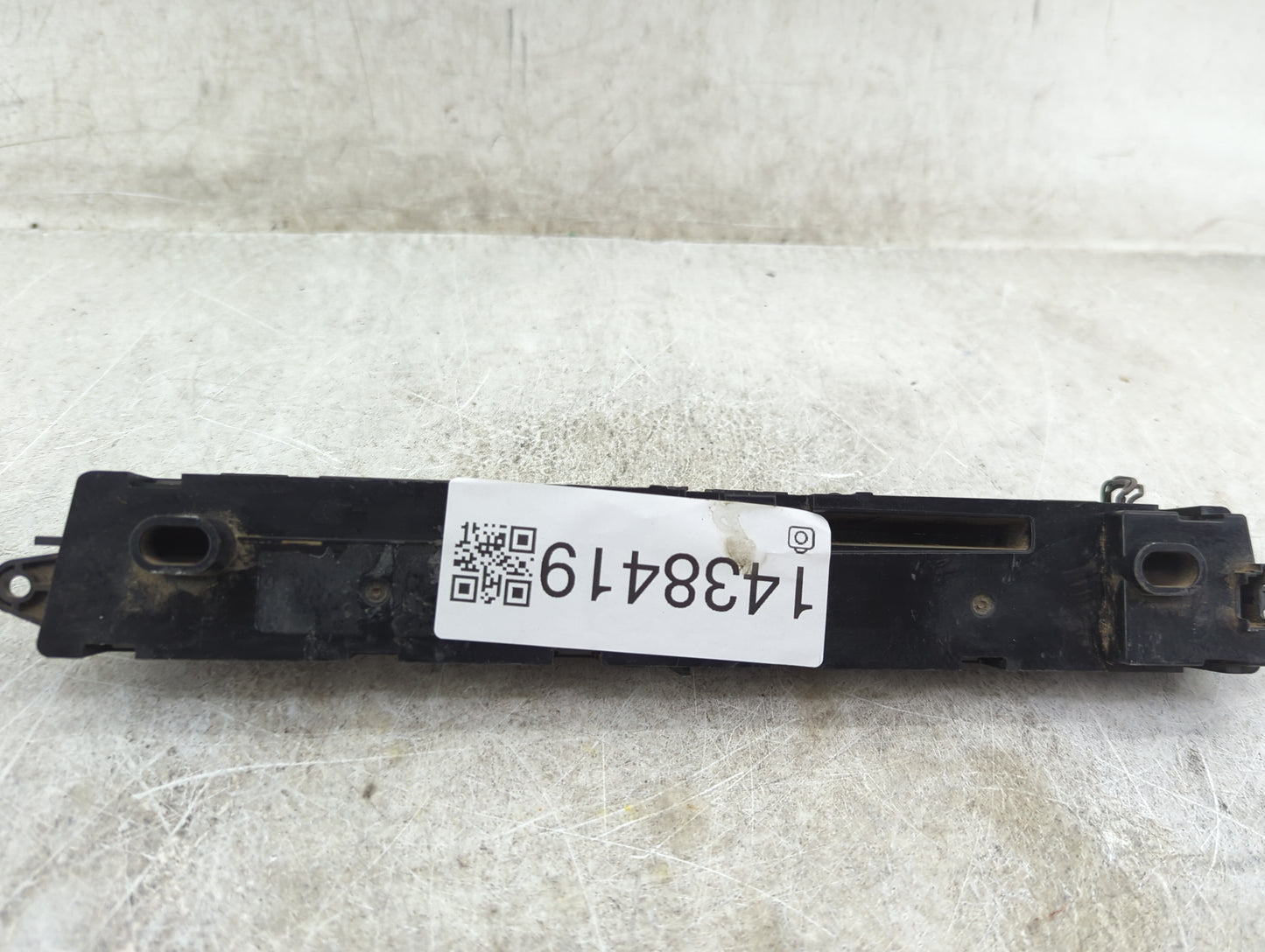 2015 Bmw 428i Radio AM FM Cd Player Receiver Replacement P/N:L7 010215 E1063616G G00 Fits Fits 2014 2016 OEM Used Auto Parts