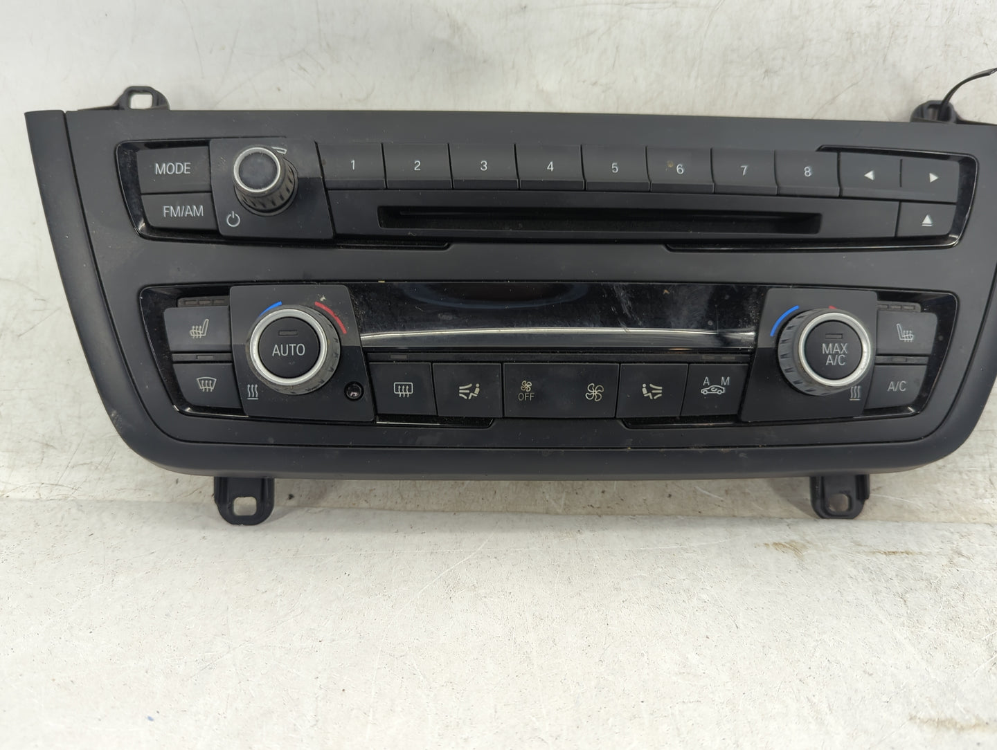 2015-2016 Bmw 428i Climate Control Module Temperature AC/Heater Replacement P/N:9363499-02 6131 9363499-02 Fits OEM Used Aut