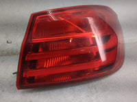 2014-2016 Bmw 428i Tail Light Assembly Passenger Right OEM P/N:618074 618072 Fits Fits 2014 2015 2016 2017 OEM Used Auto Par