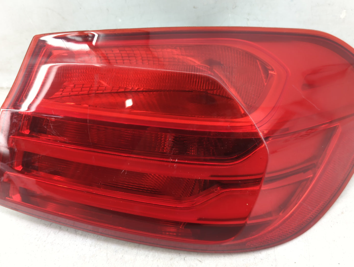 2014-2016 Bmw 428i Tail Light Assembly Passenger Right OEM P/N:7296100 Fits Fits 2014 2015 2016 2017 OEM Used Auto Parts - O