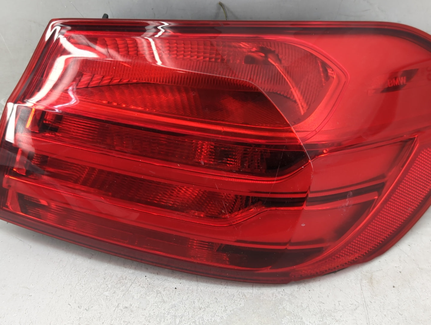 2014-2016 Bmw 428i Tail Light Assembly Passenger Right OEM P/N:7296100 Fits Fits 2014 2015 2016 2017 OEM Used Auto Parts - O
