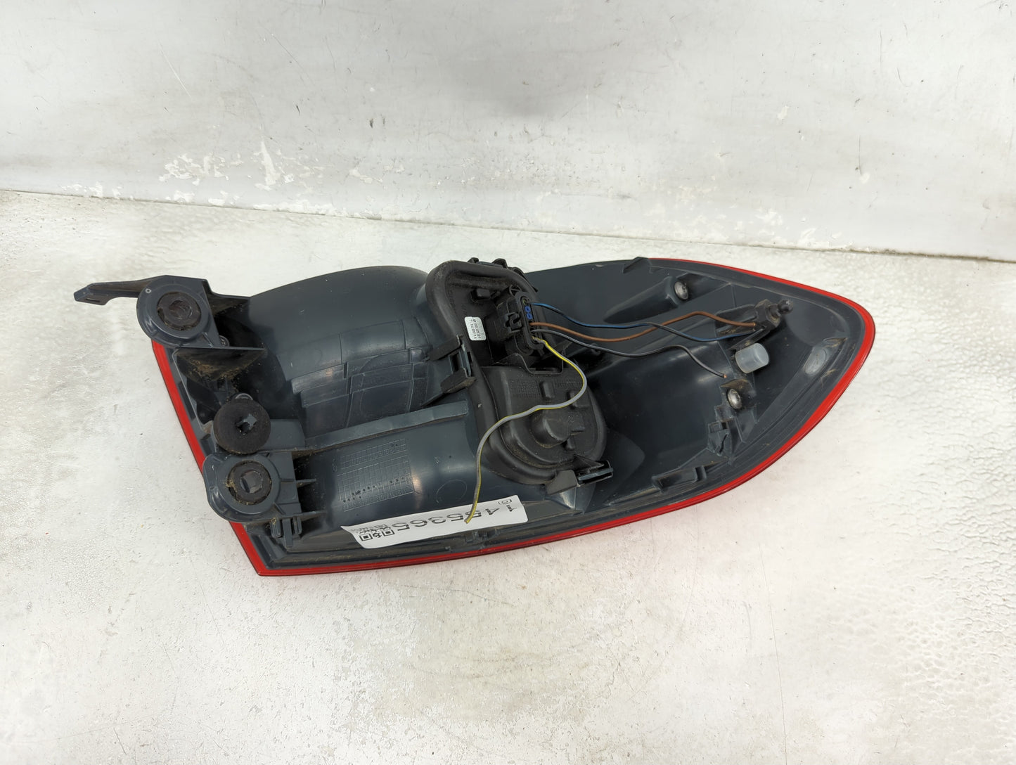 2014-2016 Bmw 428i Tail Light Assembly Passenger Right OEM P/N:7296100 Fits Fits 2014 2015 2016 2017 OEM Used Auto Parts - O