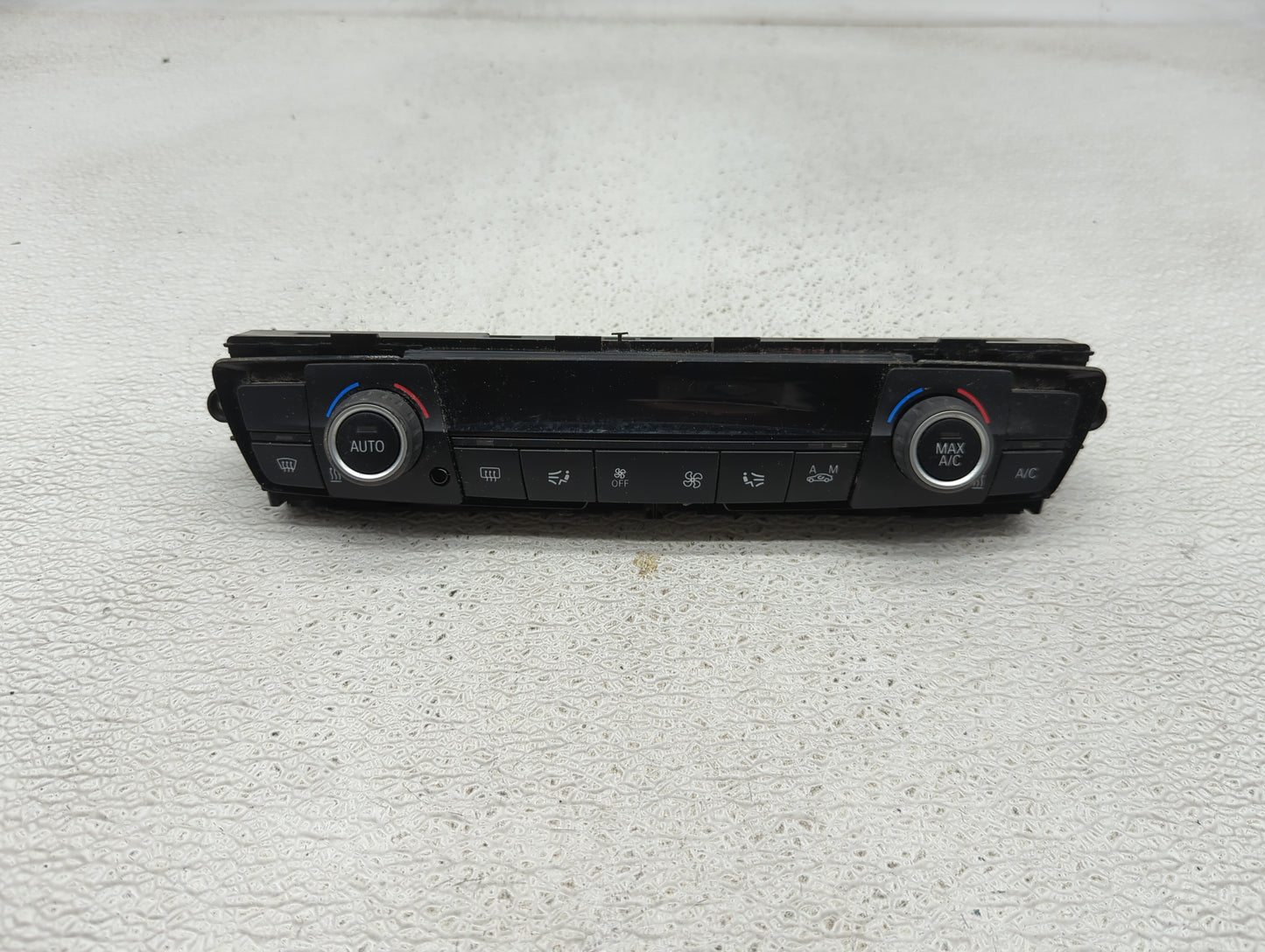 2014-2015 Bmw 428i Climate Control Module Temperature AC/Heater Replacement P/N:9354143-01 Fits Fits 2014 2015 2016 OEM Used
