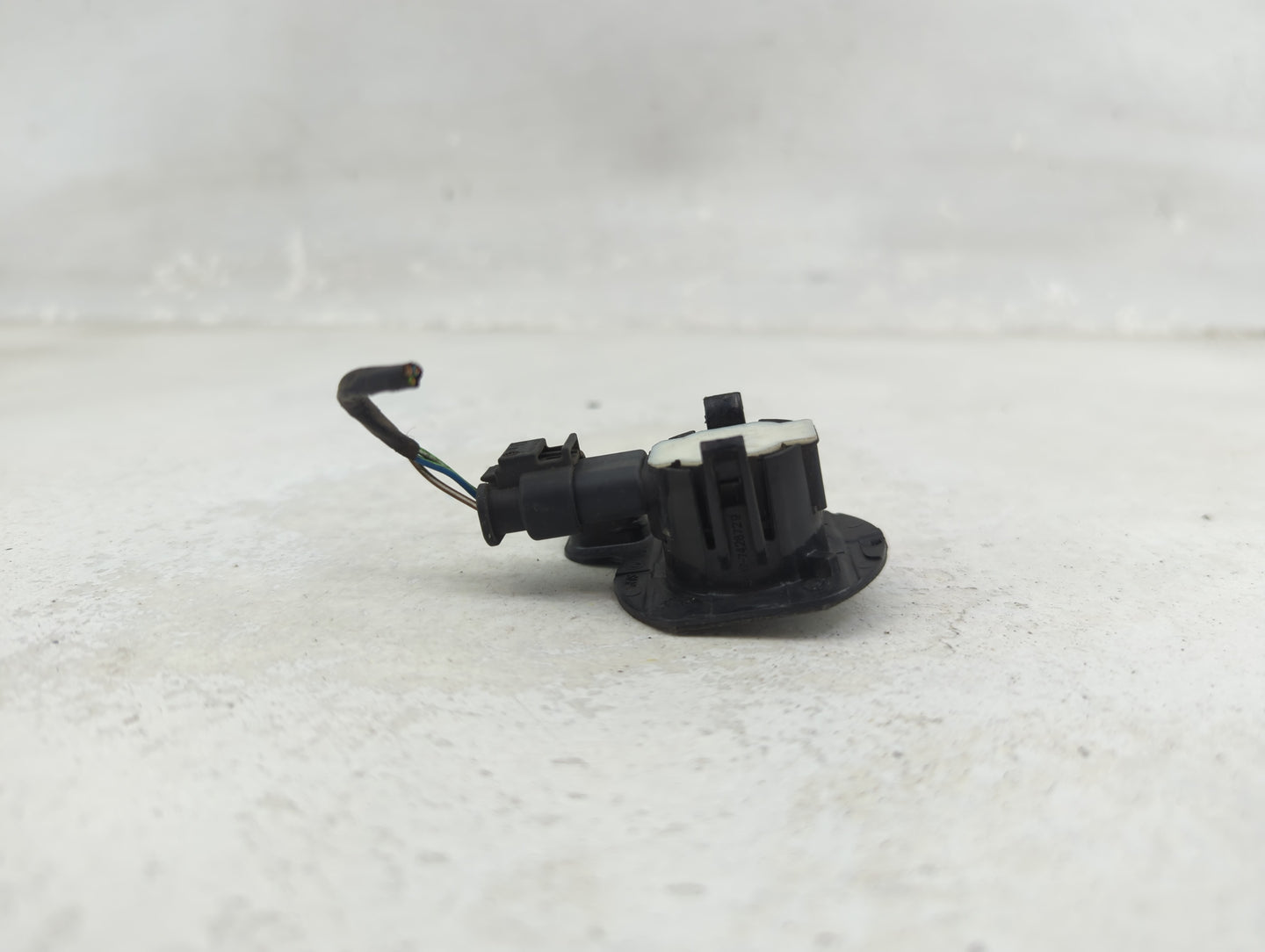 2015 Bmw 428i Front Park Assist Sensor Black 1456394 - Oemusedautoparts1.com