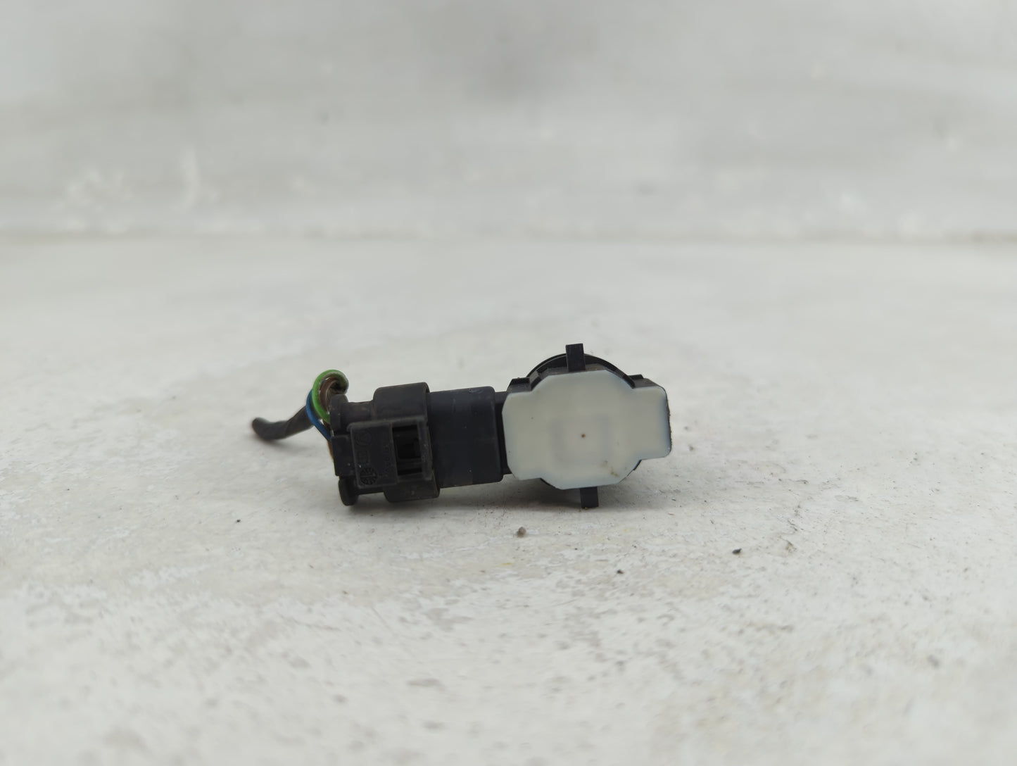 2015 Bmw 428i Front Park Assist Sensor Black 1456396 - Oemusedautoparts1.com