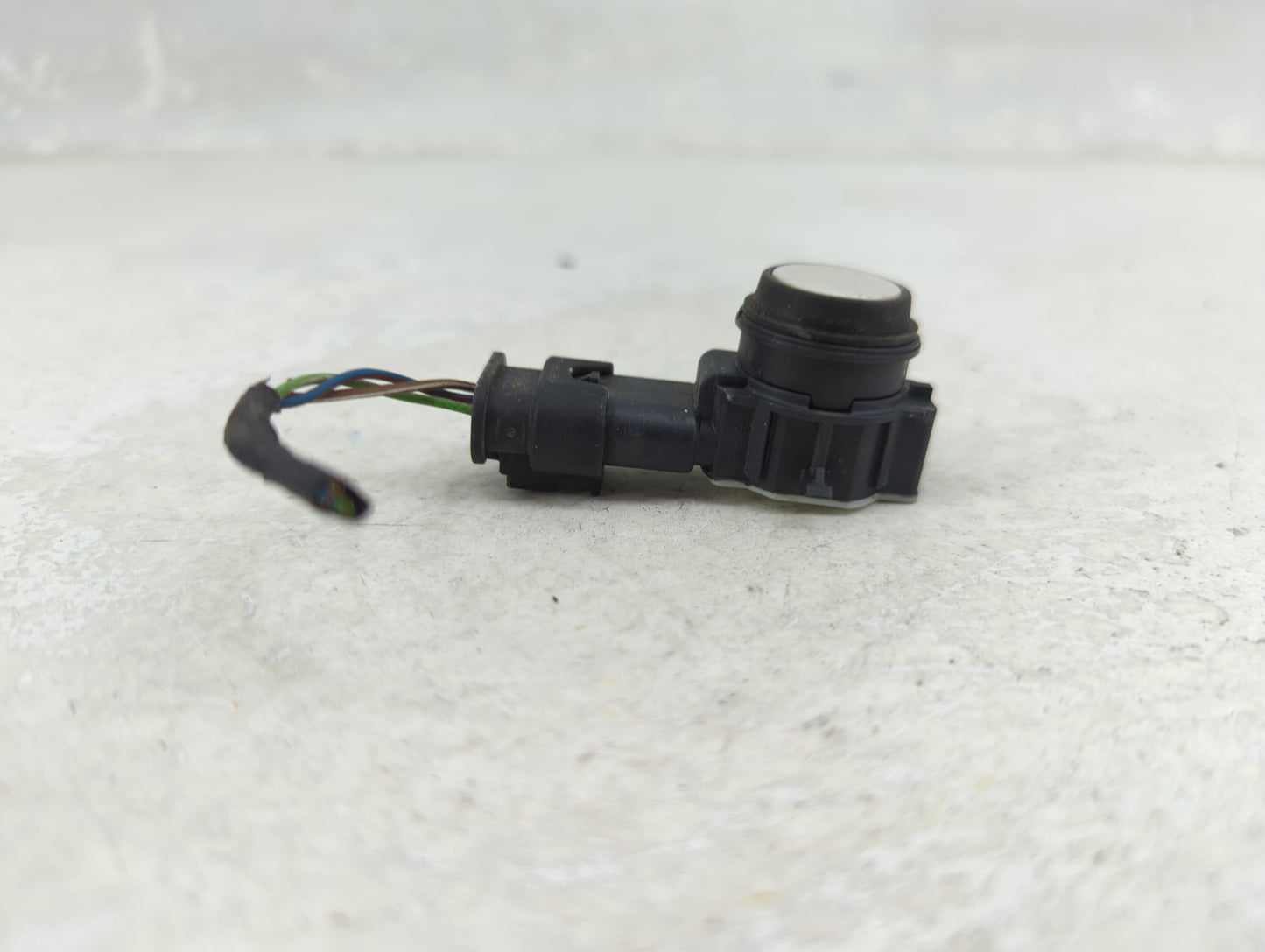 2015 Bmw 428i Front Park Assist Sensor White - Oemusedautoparts1.com