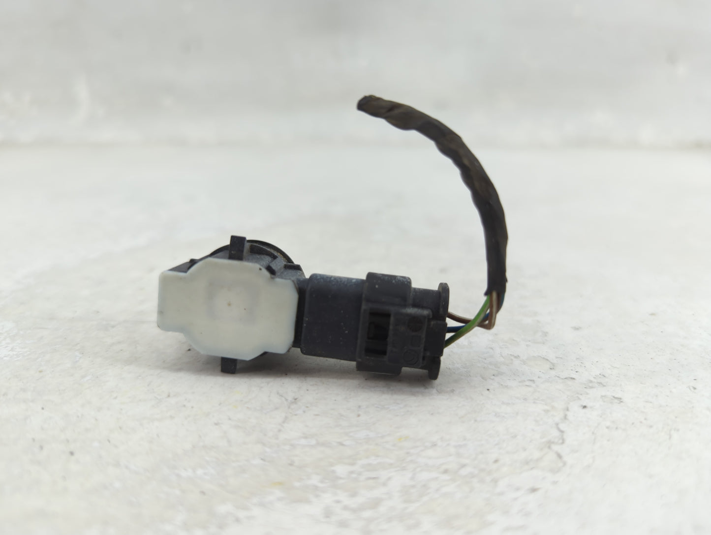 2015 Bmw 428i Front Park Assist Sensor Black - Oemusedautoparts1.com