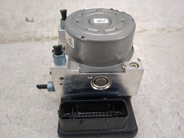 2014-2016 Bmw 428i ABS Pump Control Module Replacement P/N:3451-6869725-01 10.0220-0409.4 Fits OEM Used Auto Parts - Oemused