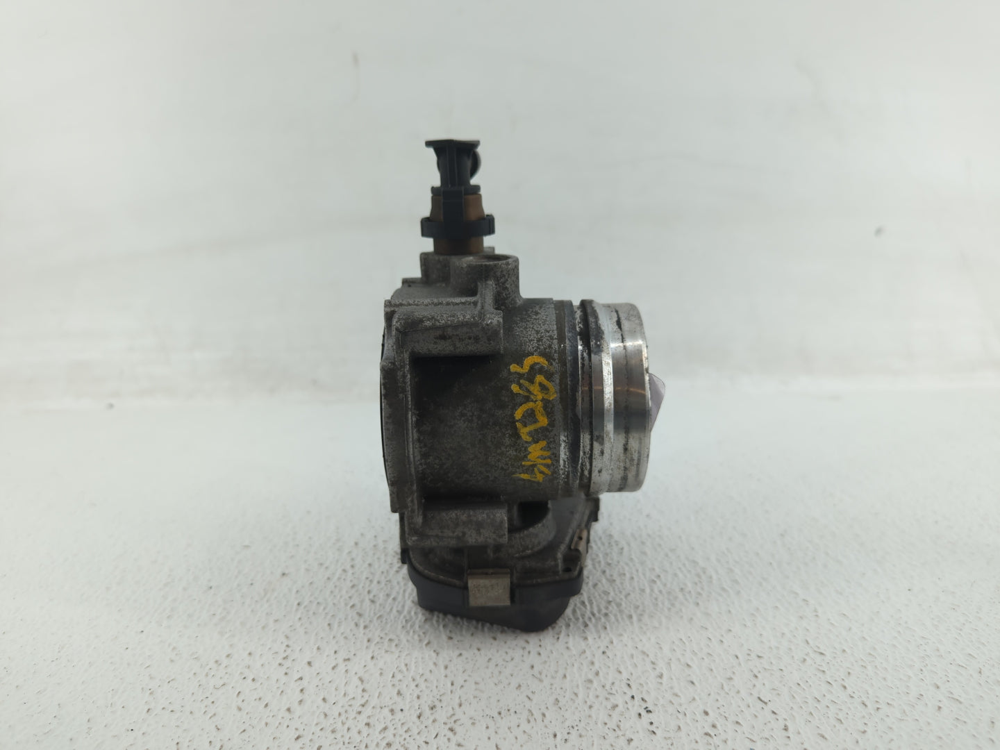 2014-2016 Bmw 428i Throttle Body P/N:1354 7588625-04 1354 7588625-03 Fits Fits 2012 2013 2014 2015 2016 2017 2018 OEM Used A