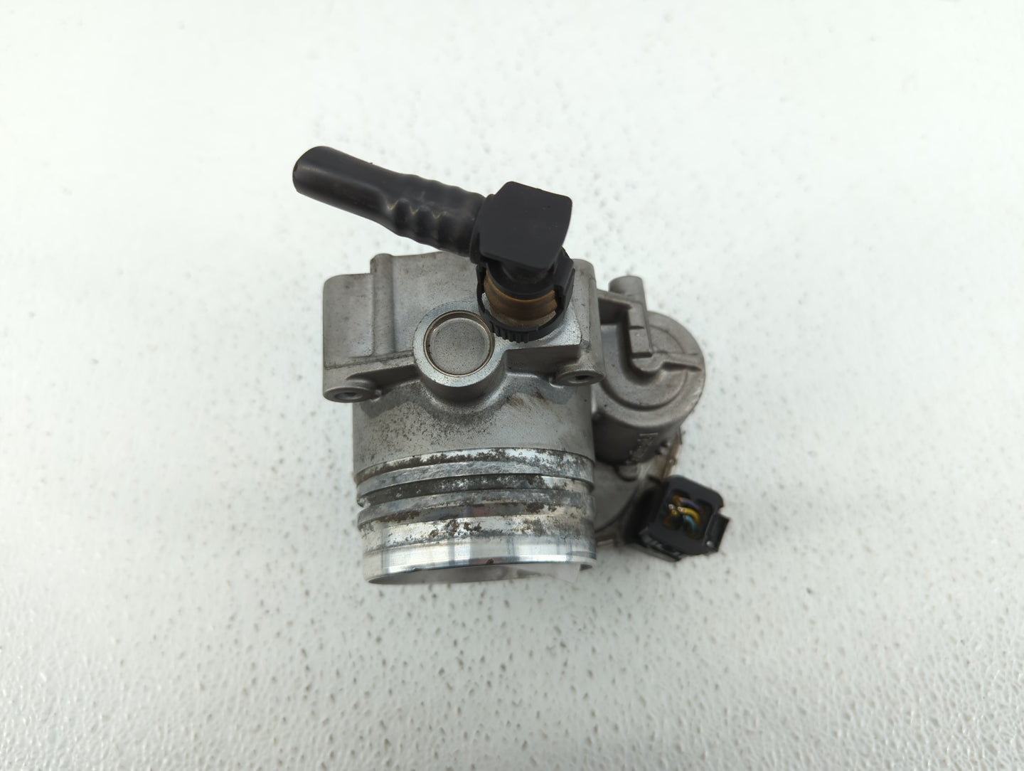 2014-2016 Bmw 428i Throttle Body P/N:1354 7588625-04 1354 7588625-03 Fits Fits 2012 2013 2014 2015 2016 2017 2018 OEM Used A