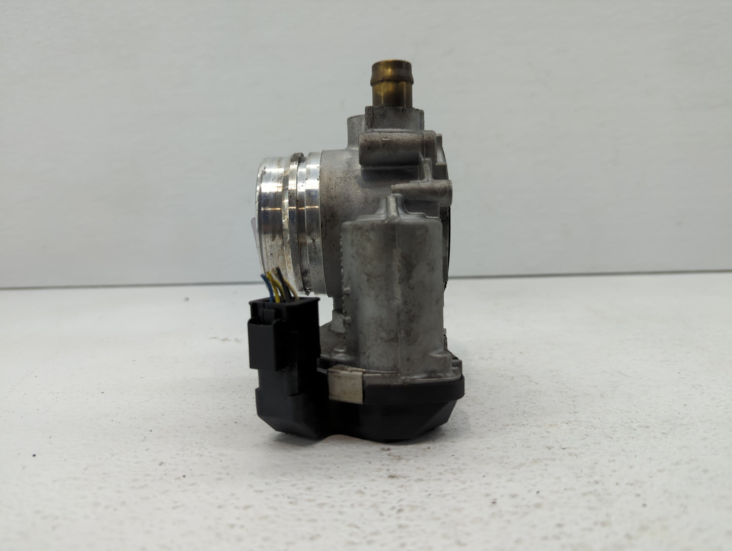 2014-2016 Bmw 428i Throttle Body P/N:1354 7588625-04 1354 7588625-03 Fits Fits 2012 2013 2014 2015 2016 2017 2018 OEM Used A