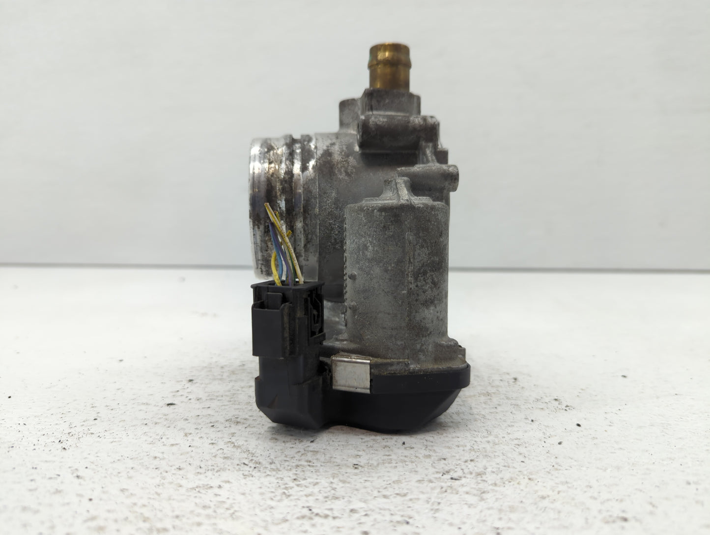 2014-2016 Bmw 428i Throttle Body P/N:1354 7588625-04 1354 7588625-03 Fits Fits 2012 2013 2014 2015 2016 2017 2018 OEM Used A