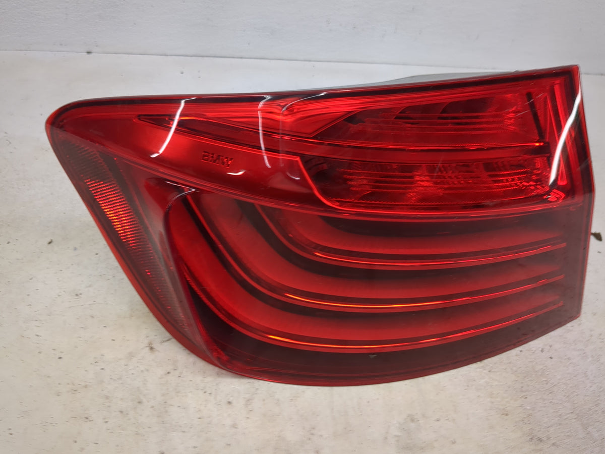 2014-2016 Bmw 528 Tail Light Assembly Driver Left OEM Fits Fits 2014 2015 2016 OEM Used Auto Parts - Oemusedautoparts1.com
