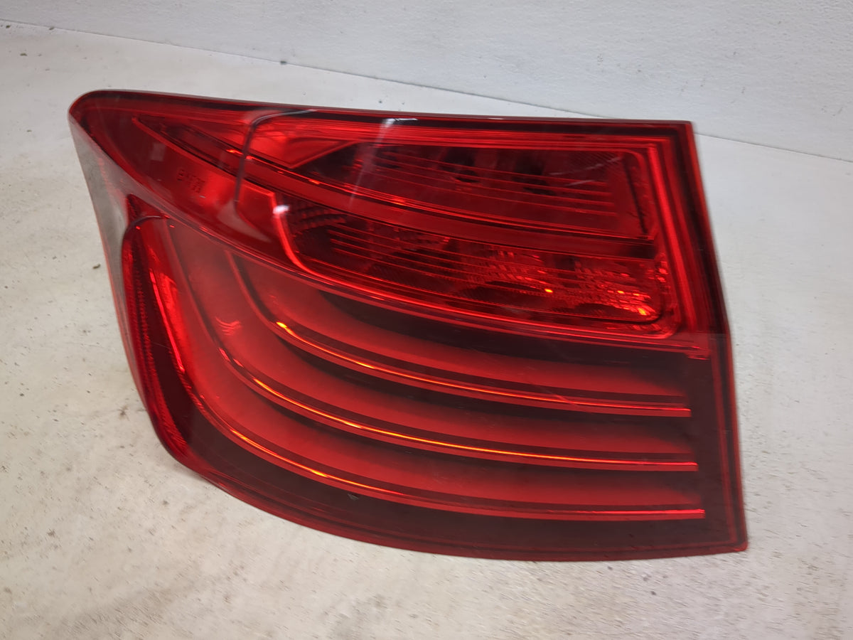 2014-2016 Bmw 528 Tail Light Assembly Driver Left OEM Fits Fits 2014 2015 2016 OEM Used Auto Parts - Oemusedautoparts1.com