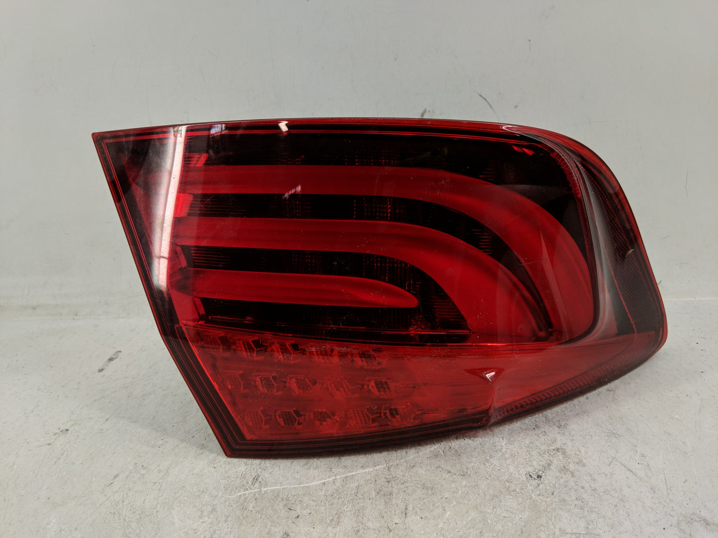 2014-2016 Bmw 528i Tail Light Assembly Driver Left OEM P/N:173462-01 Fits Fits 2014 2015 2016 OEM Used Auto Parts - Oemuseda