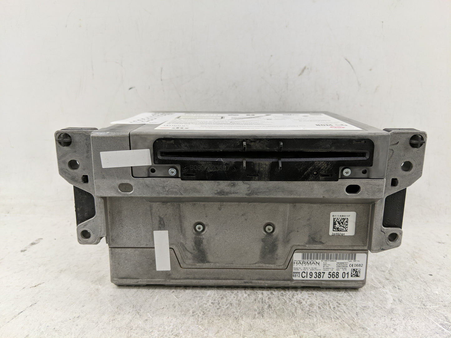 2015 Bmw 528i Radio AM FM Cd Player Receiver Replacement P/N:86120-30A80-C0 Fits OEM Used Auto Parts - Oemusedautoparts1.com