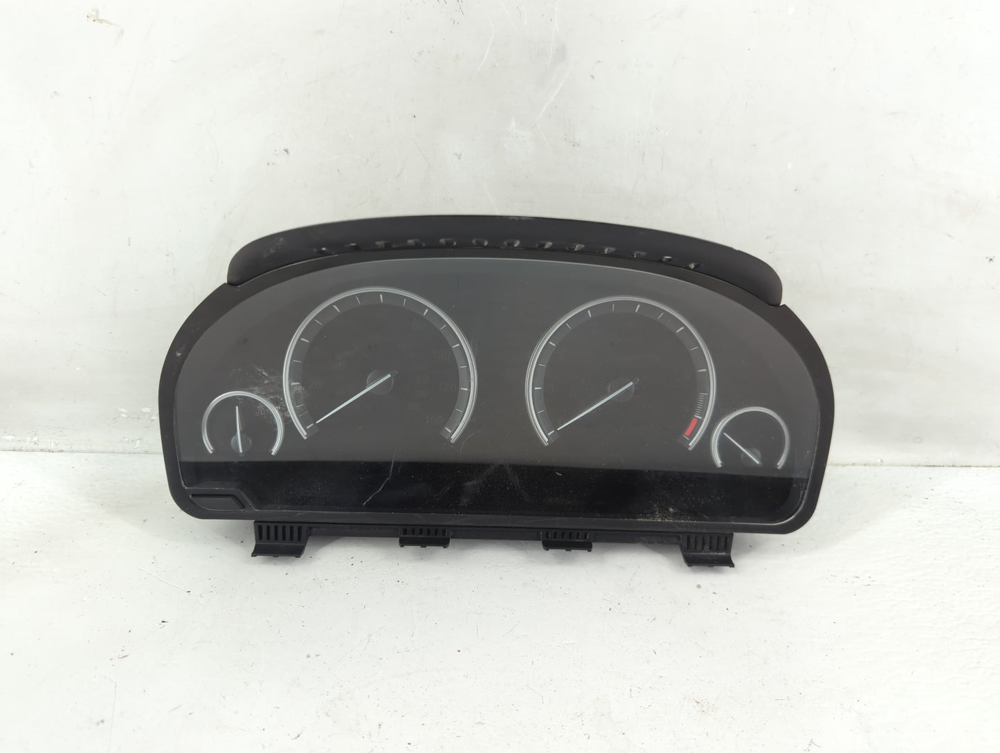 2014-2016 Bmw 528i Instrument Cluster Speedometer Gauges P/N:9 387 579-0 0 263 726 244 Fits Fits 2014 2015 2016 2017 OEM Use