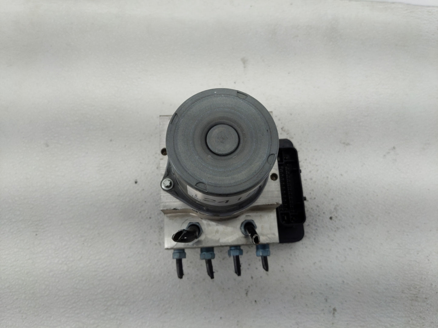 2012-2016 Bmw 528i ABS Pump Control Module Replacement P/N:34516797670-01 Fits Fits 2012 2013 2014 2015 2016 2017 2018 OEM U
