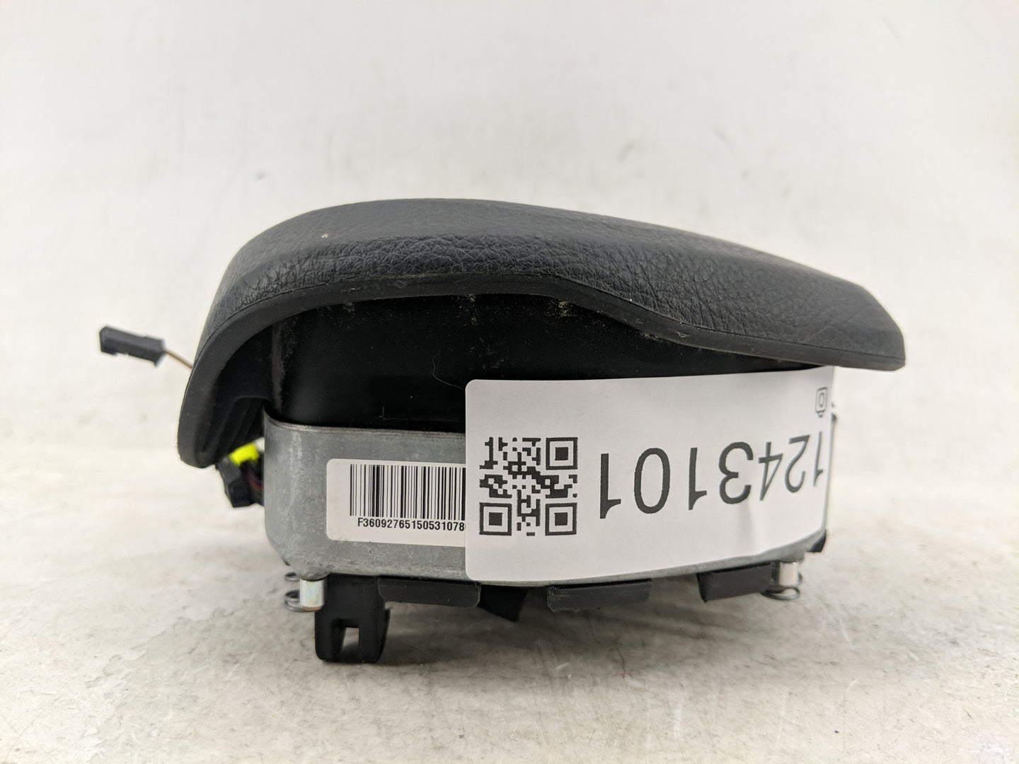 2011-2016 Bmw 528i Air Bag Driver Left Steering Wheel Mounted - Oemusedautoparts1.com