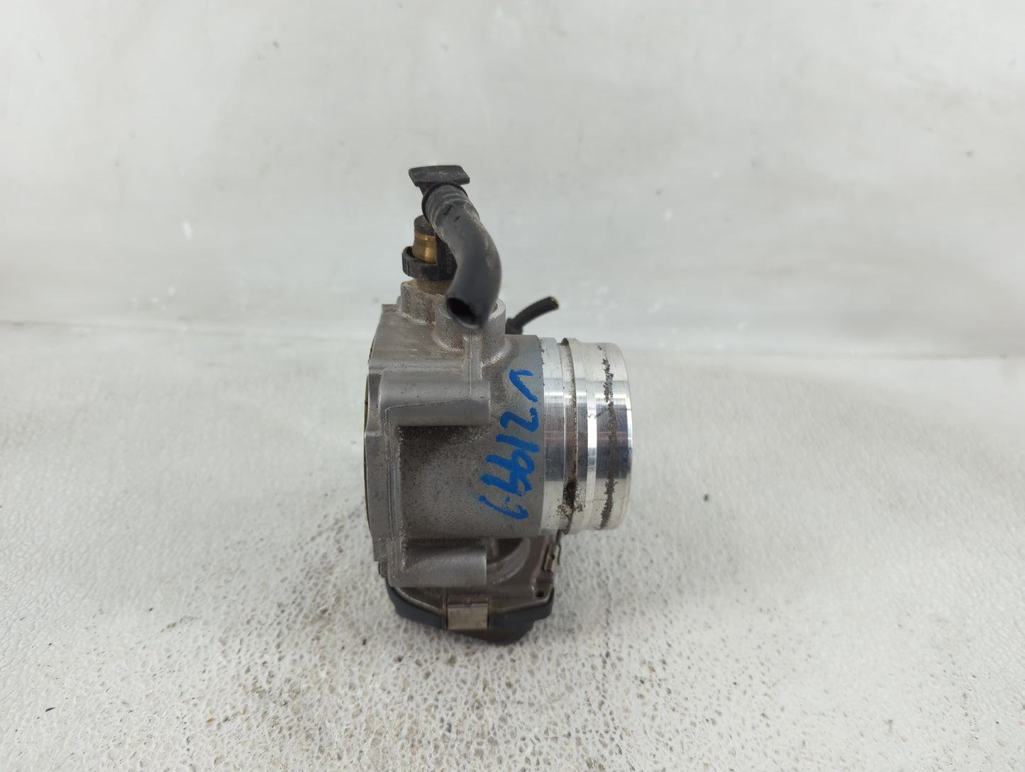 2012-2016 Bmw 528i Throttle Body P/N:A2C53355204 Fits Fits 2012 2013 2014 2015 2016 2017 2018 OEM Used Auto Parts - Oemuseda