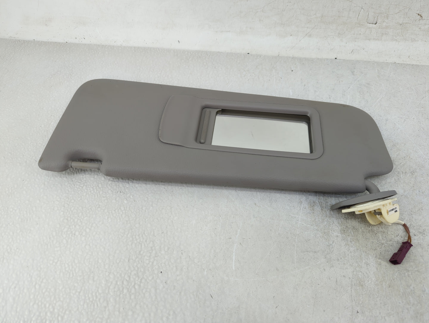 2011-2016 Bmw 528i Sun Visor Shade Replacement Passenger Right Mirror Fits Fits 2010 2011 2012 2013 2014 2015 2016 OEM Used 