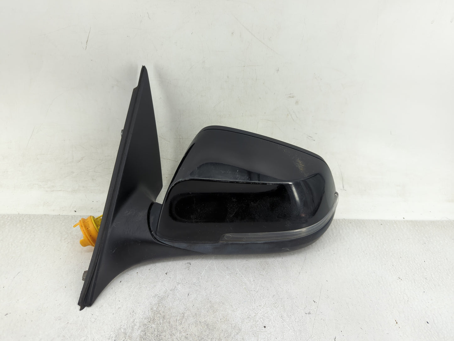 2014-2016 Bmw 528i Driver Side View Mirror - Left Door Mirror OEM Used - Oemusedautoparts1.com