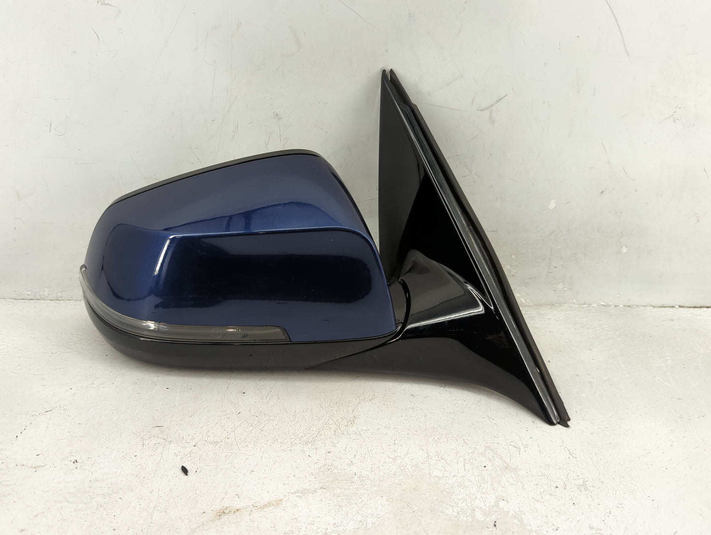 2014-2016 Bmw 528i Passenger Side View Mirror - Right Door Mirror OEM Used - Oemusedautoparts1.com