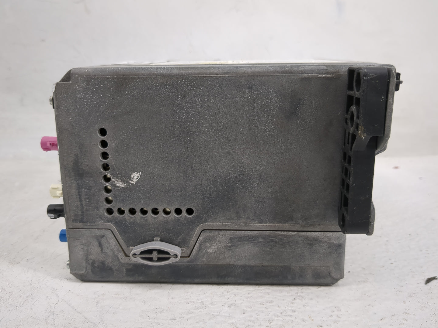 2014-2016 Bmw 528i Radio AM FM Cd Player Receiver Replacement Fits Fits 2014 2015 2016 2017 OEM Used Auto Parts - Oemusedaut