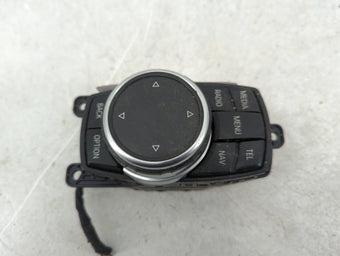 compare product 2015 Bmw 528i Radio AM FM Cd Player Receiver Replacement P/N:65829350723-02 19226310, 90160-002/0012, 3640159 Fits OEM Used Auto Parts