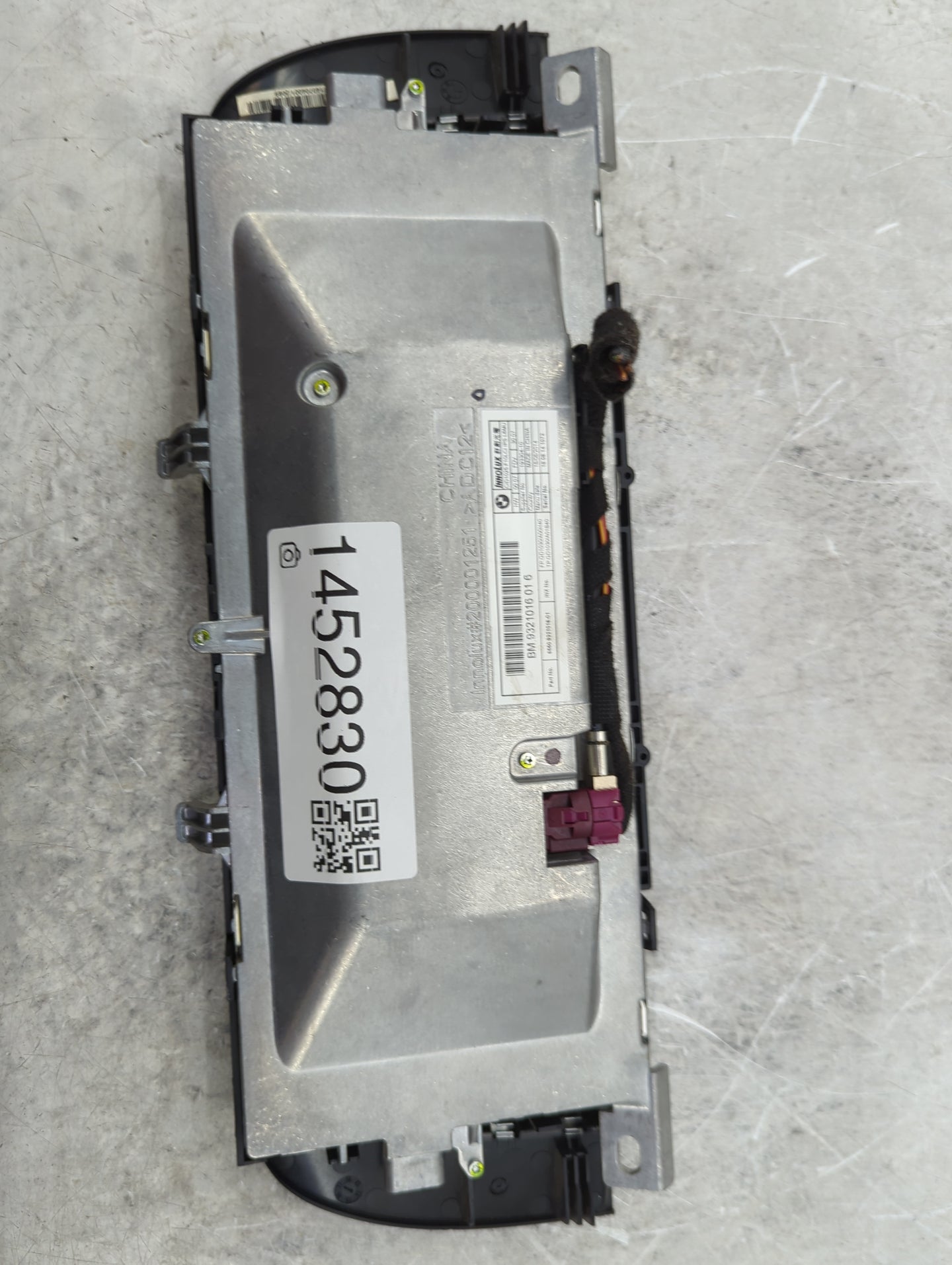 2011-2016 Bmw 528i Information Display Screen - Oemusedautoparts1.com