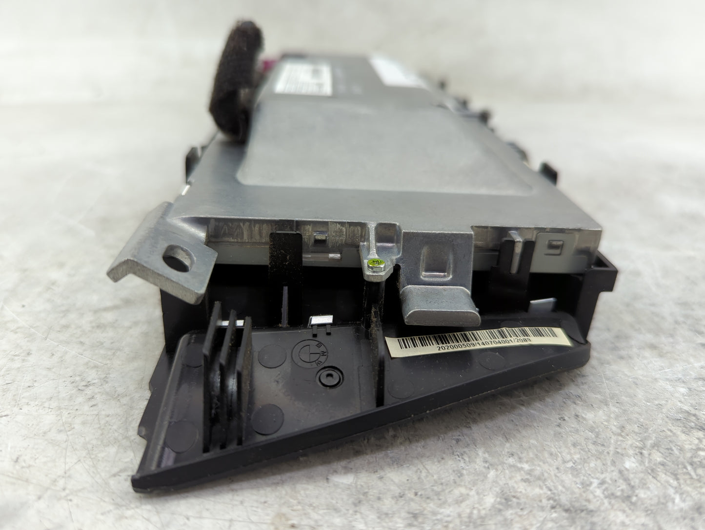 2011-2016 Bmw 528i Information Display Screen - Oemusedautoparts1.com