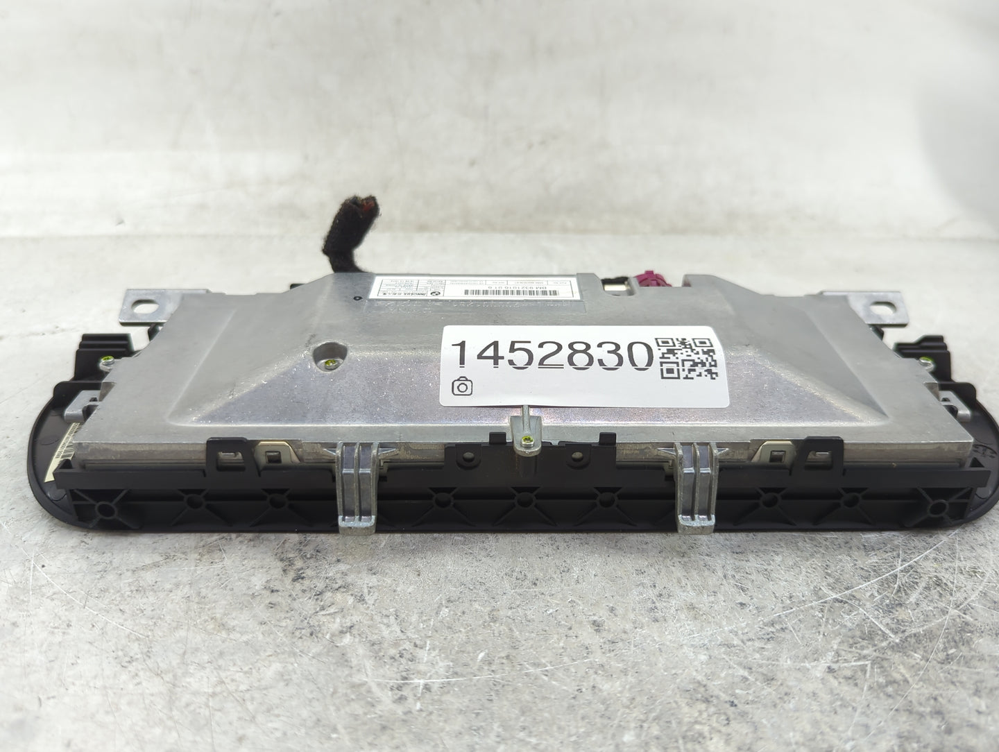 2011-2016 Bmw 528i Information Display Screen - Oemusedautoparts1.com