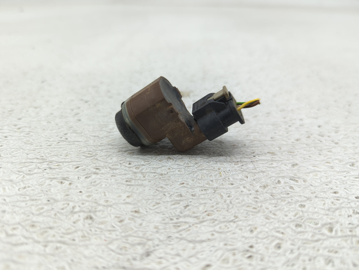 2015 Bmw 528i Front Park Assist Sensor Brown 1456973 - Oemusedautoparts1.com